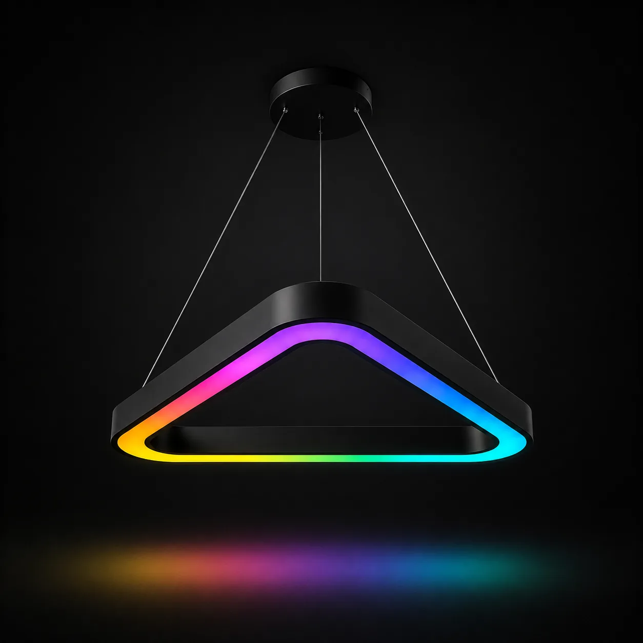 Tria RGB — vue produit de la suspension triangulaire RGB